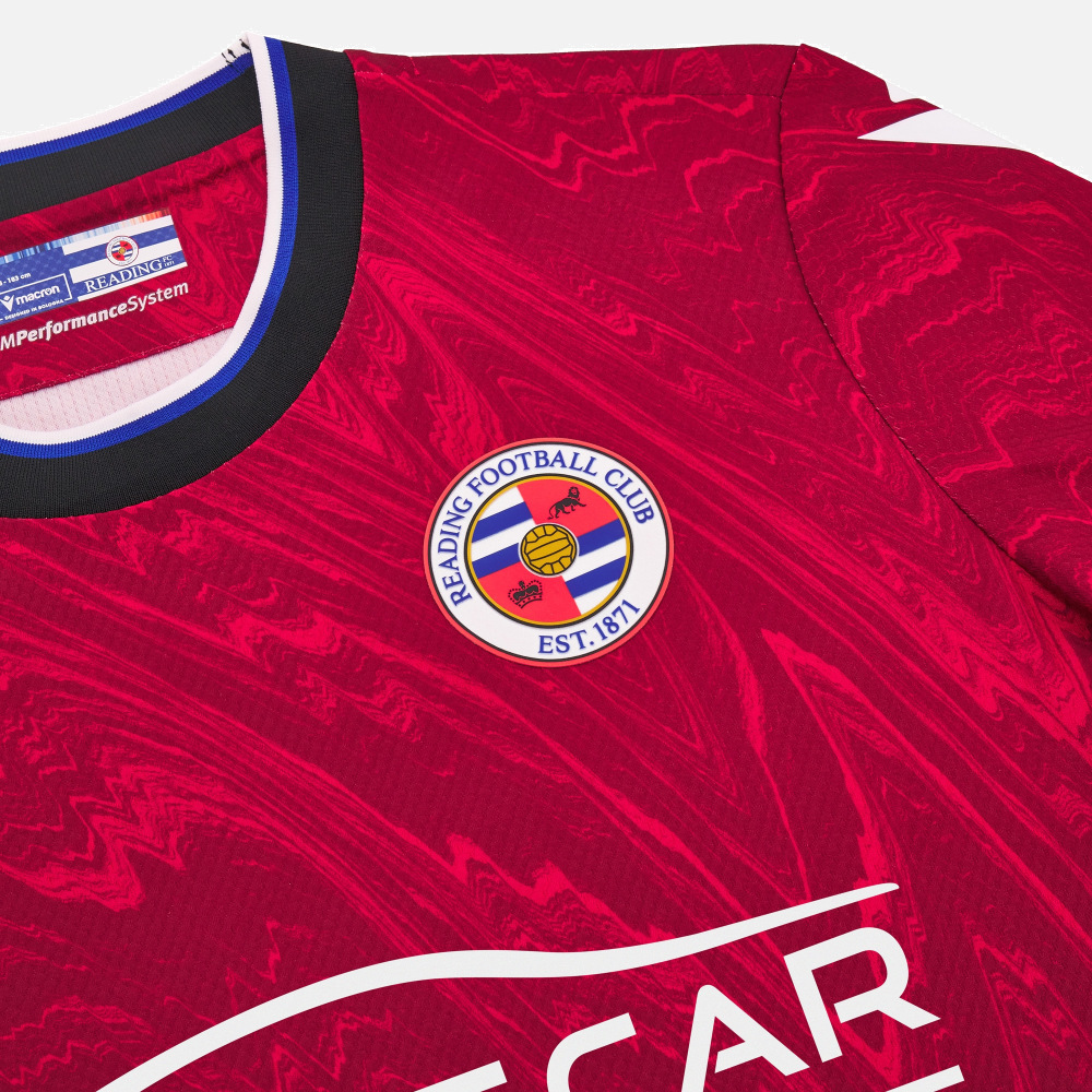 Maillots de foot du club Reading F.C. | FR