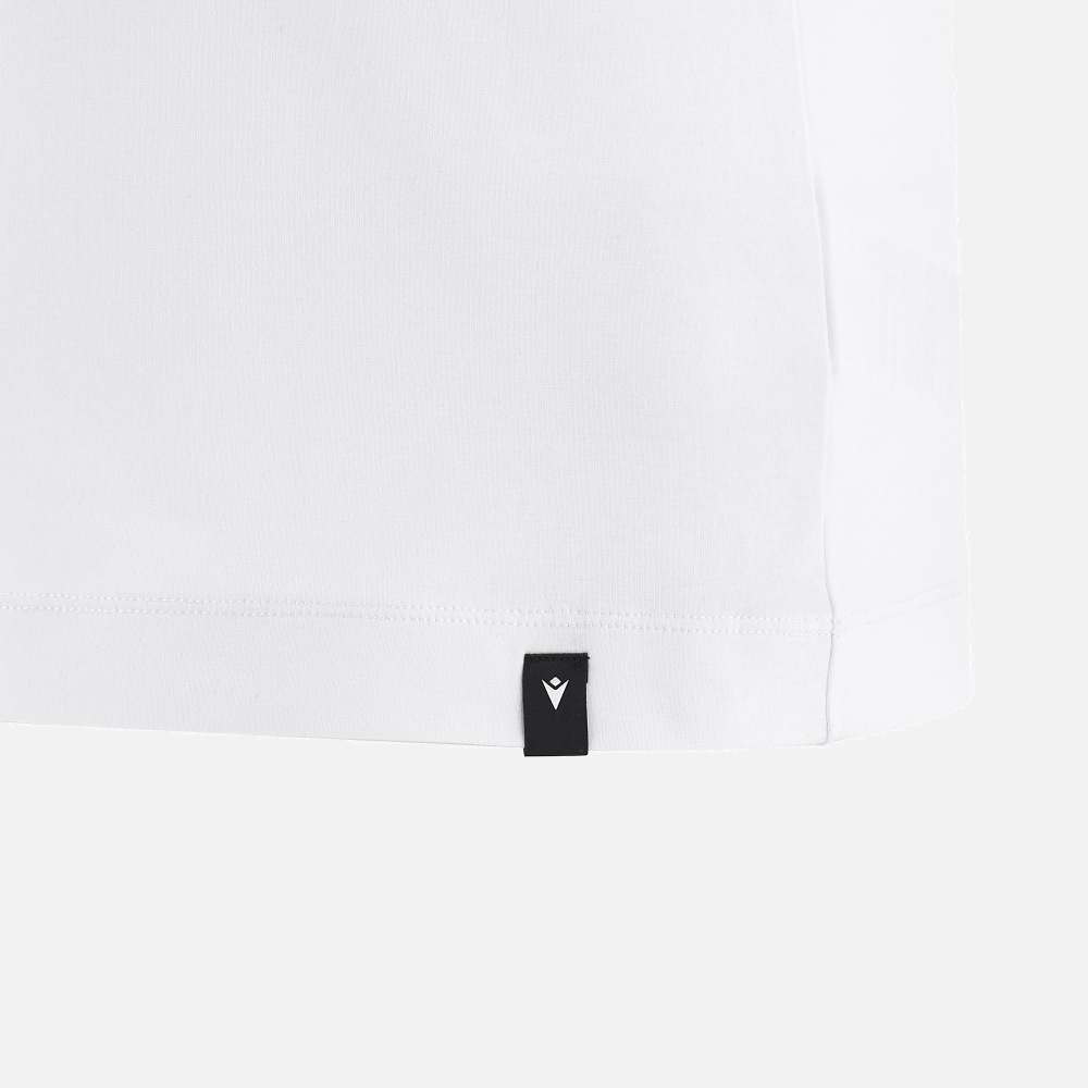 00