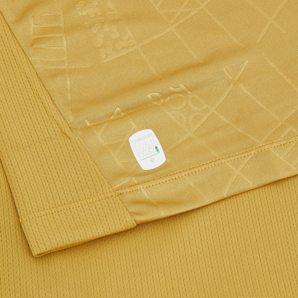 UEFA EURO 2024 referee gold shirt | Macron USA