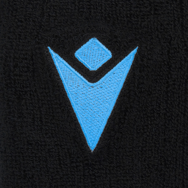 09