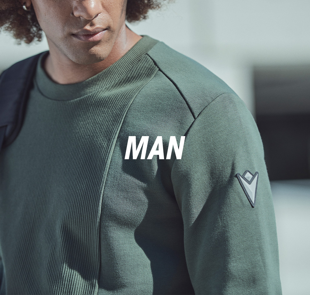 Ropa deportiva elegante para el Hard. Play Harder | Macron