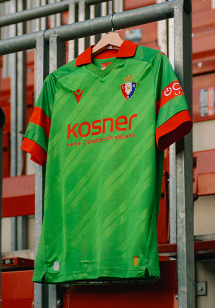 Macron Away | Image 1