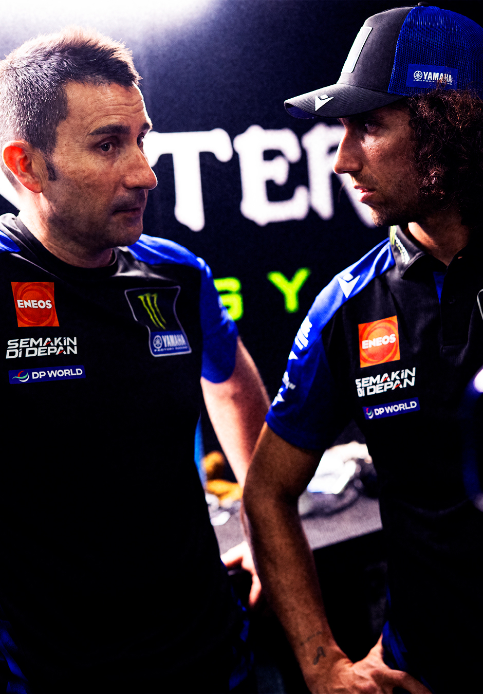 Macron Design | Image 1